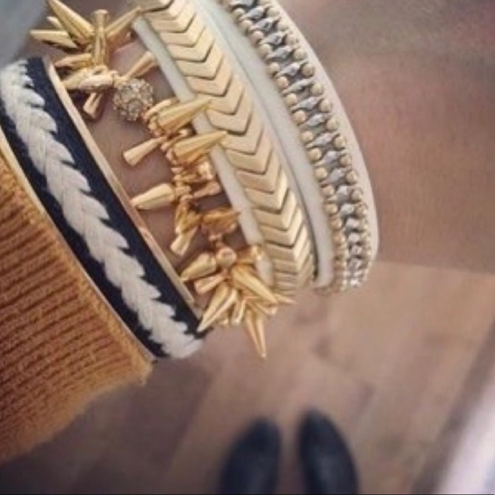 Stella & Dot | Dainty Gold Bracelet Hand-woven Black+White Illuminate Go… - Picture 5 of 10